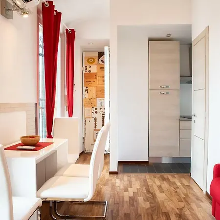 Genovahost - Mini-attico Centralissimo Appartement